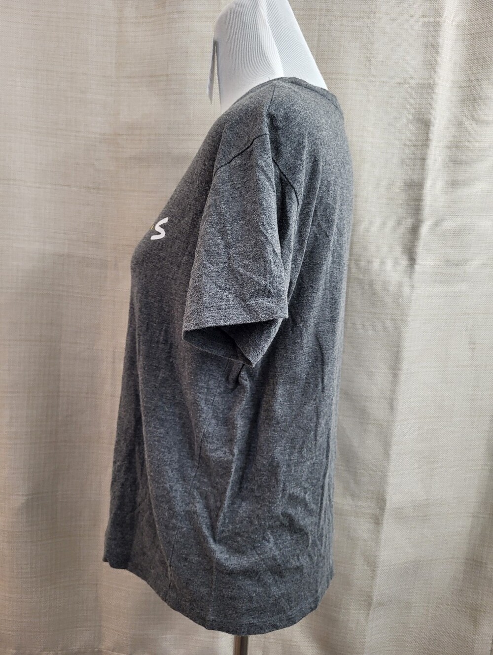 Friends TV Series Women's Graphic Logo Gray T-Shirt Size Large Casual Retro - Picture 2 of 8